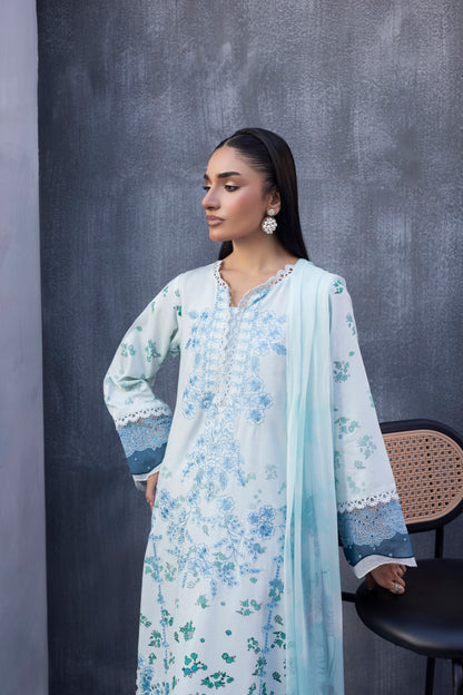 Trendy embroidered Karandi winter suit featuring a detailed shirt, chiffon dupatta, and classic trouser for women