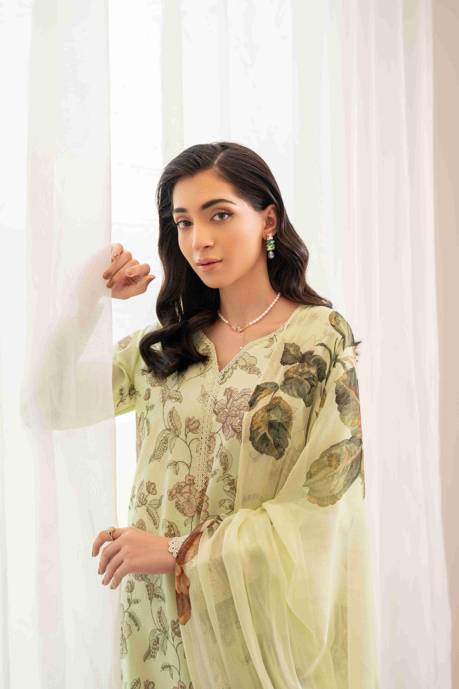 Elegant embroidered lawn shirt three meters with chiffon dupatta and cotton trouser fabric