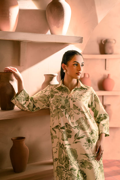 Stylish khaddar winter 3-piece with printed kurta and dupatta