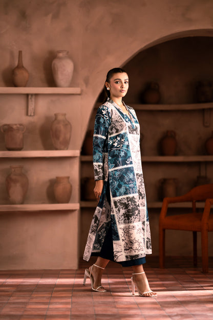 Women’s khaddar suit for winter with stylish dupatta and trouser