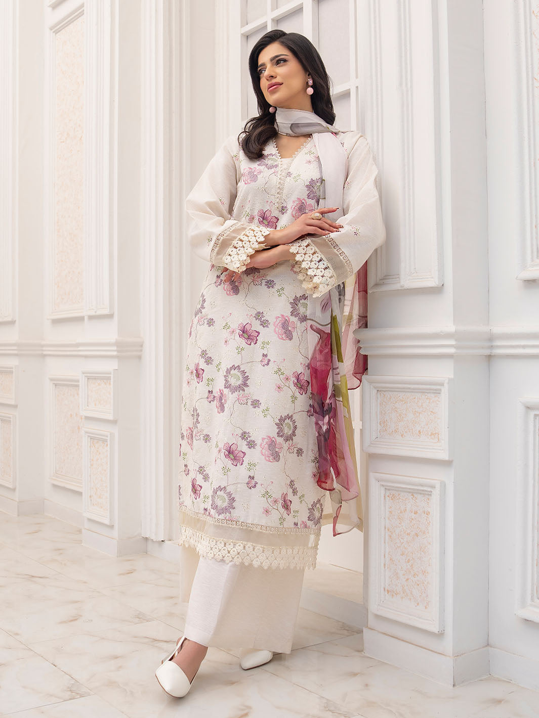 Trendy embroidered lawn shirt with chiffon dupatta and karandi trousers 