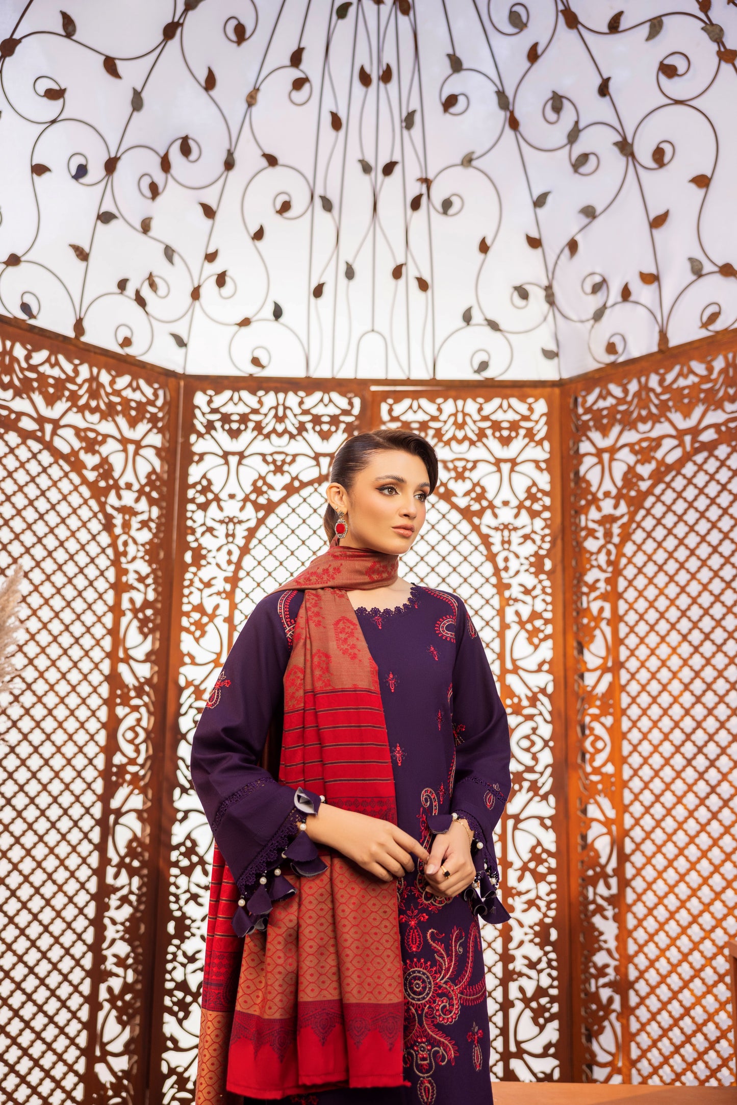 Cozy embroidered Dhanak suit with plain dyed trouser and soft shawl