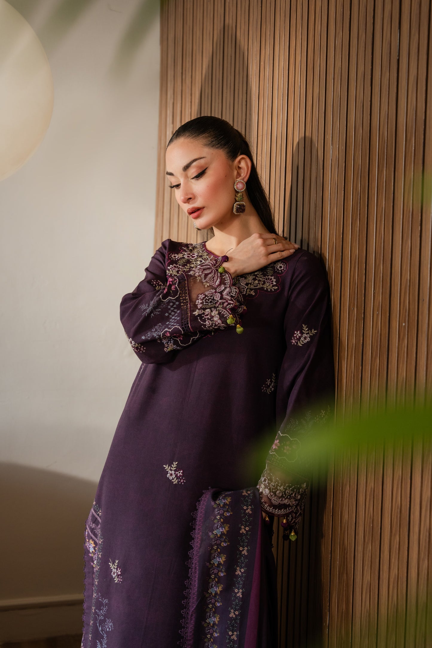 Comfortable khaddar winter shirt with embroidered neckline and printed dupatta.