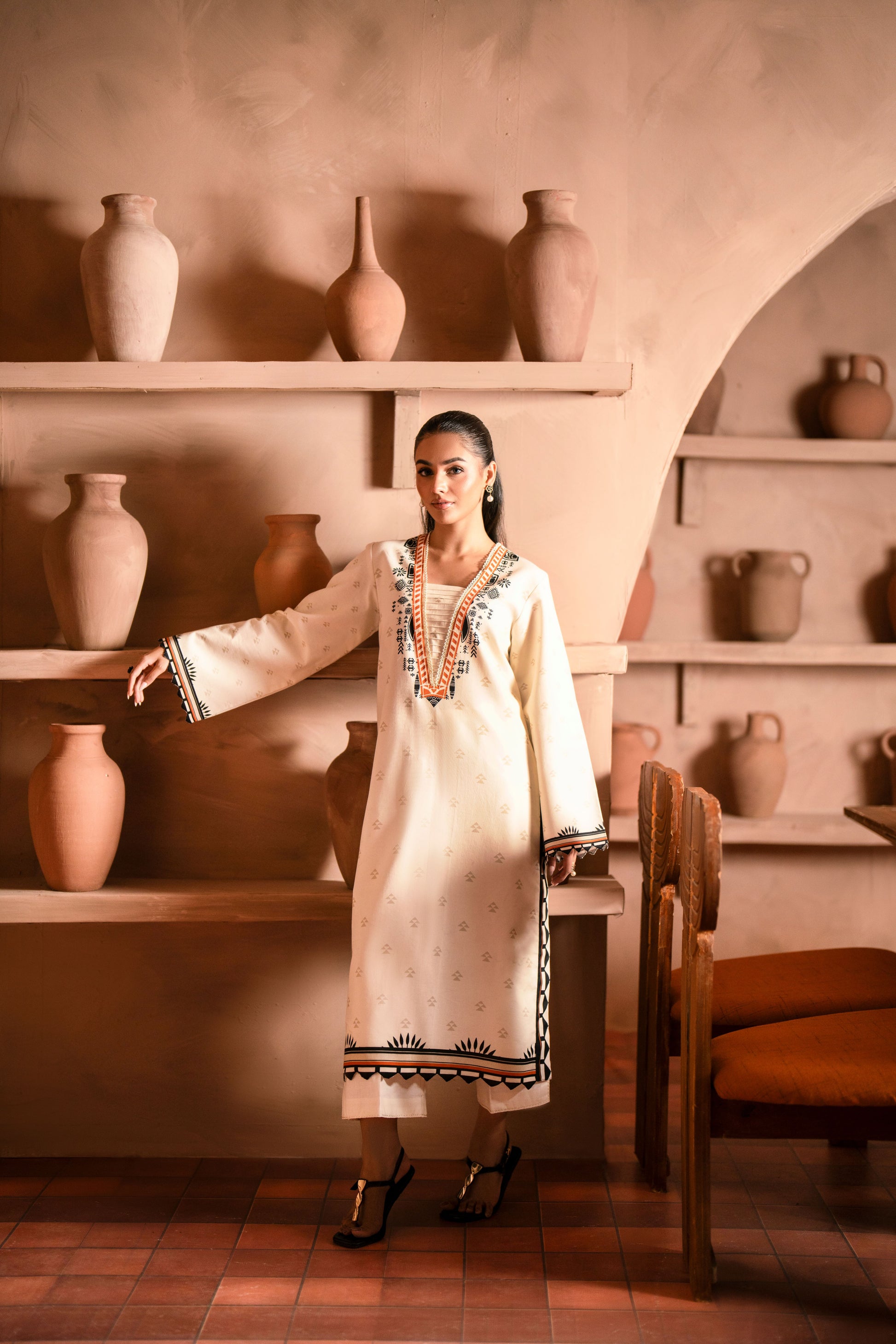 Stylish khaddar suit for weddings and special occasions in winter