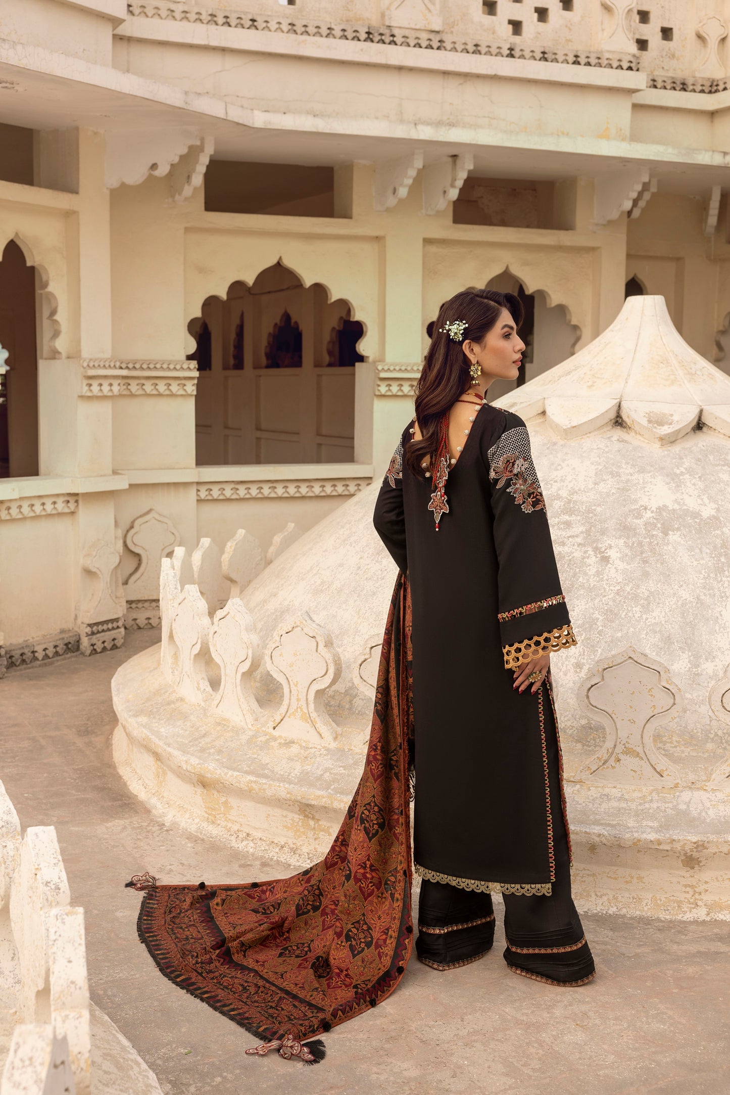 Stylish seasonal dress featuring warm Marina wool, front embroidery, organza neckline, and a luxurious handmade shawl.