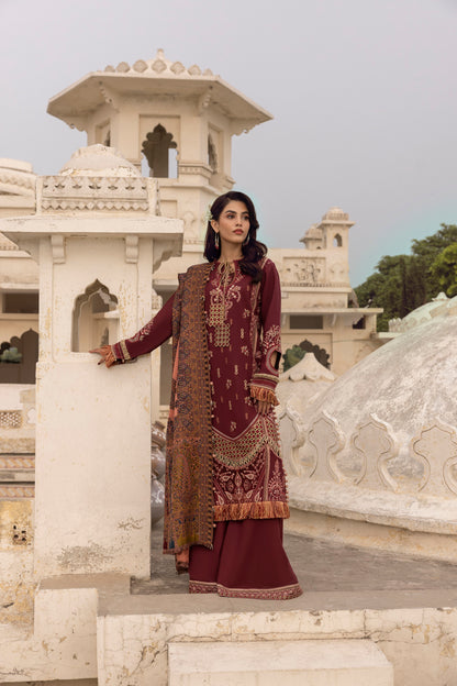 A smooth Marina 3PC with embroidered front and warm shawl.