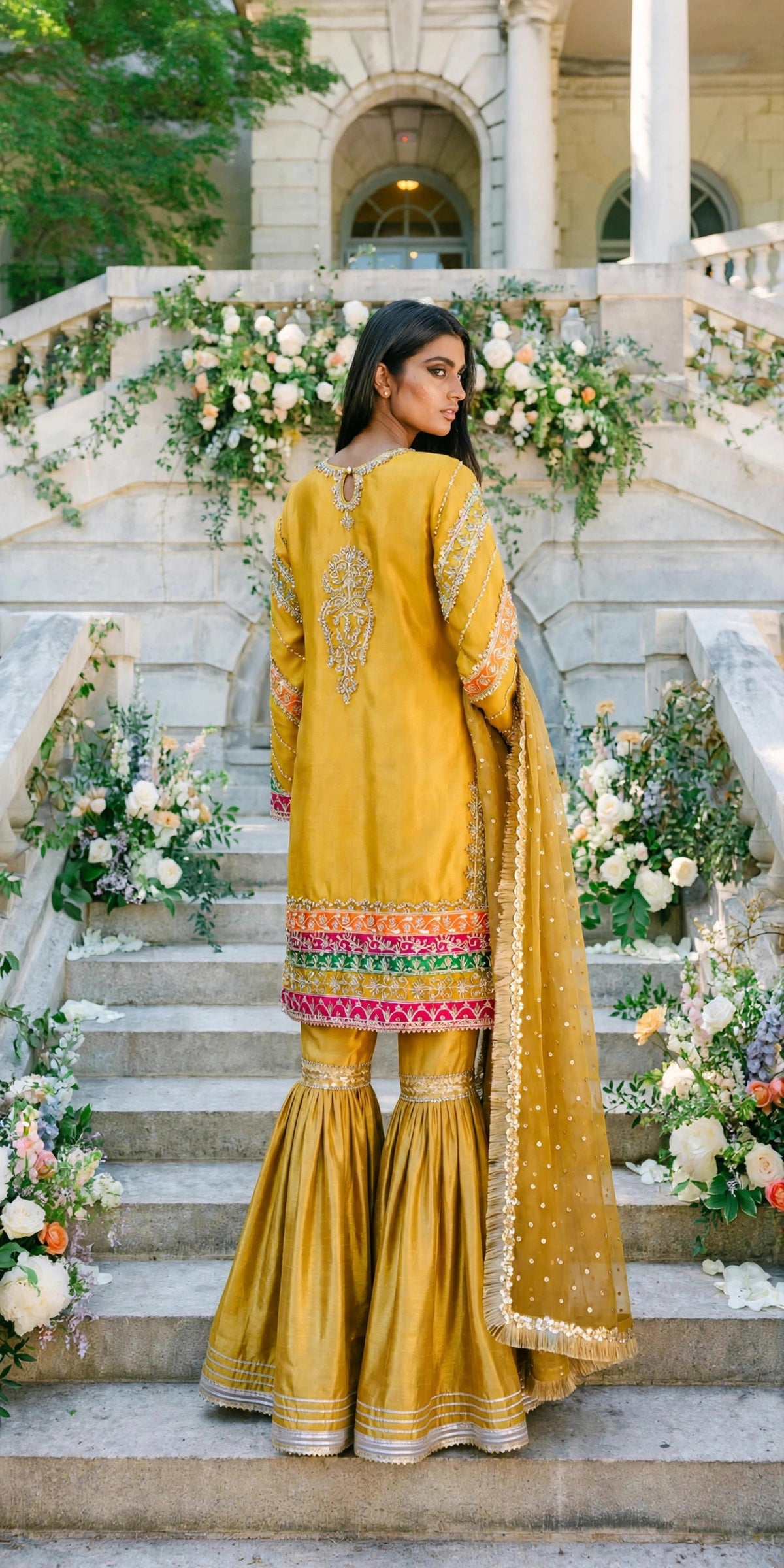 Luxury 3PC Embroidered Organza Suit | RE-04